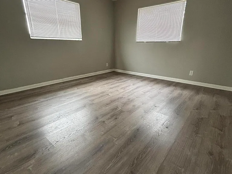462 S Haverhill Rd — Photo 12