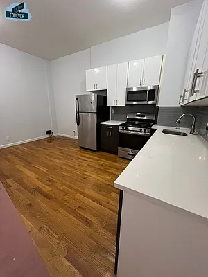 Rented by Fifth & Forever LLC | media 3