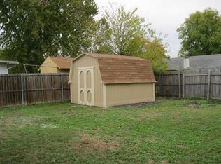 517 Brian Dr, Grand Prairie, TX 75052