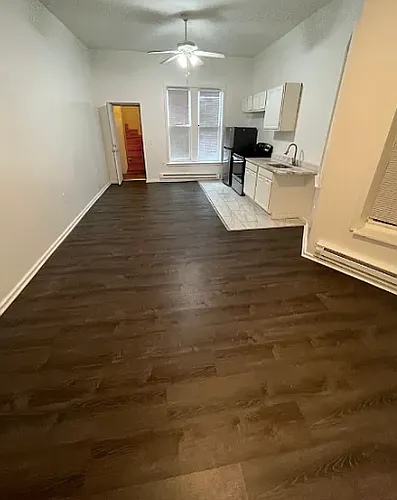 Floor plan 150 4th St