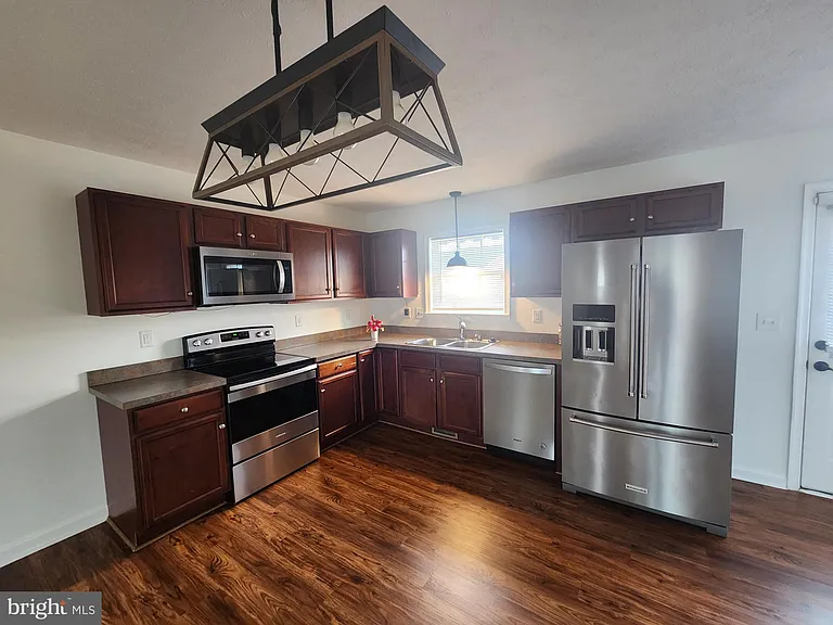 227 Tather Dr — Photo 5
