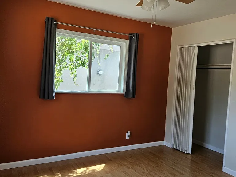 1224 Garcia St NE — Photo 3
