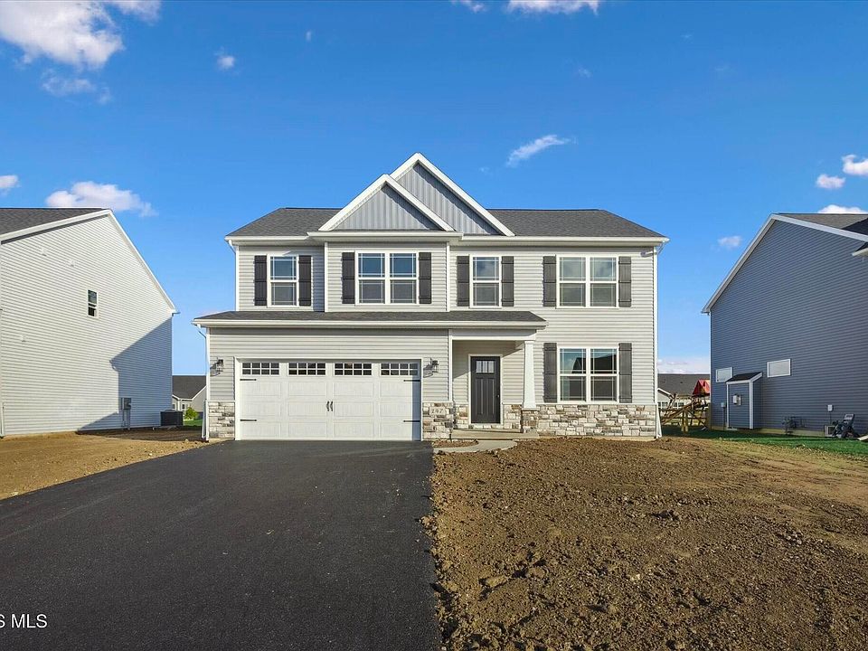 1st image of 129 Valley Hall Dr