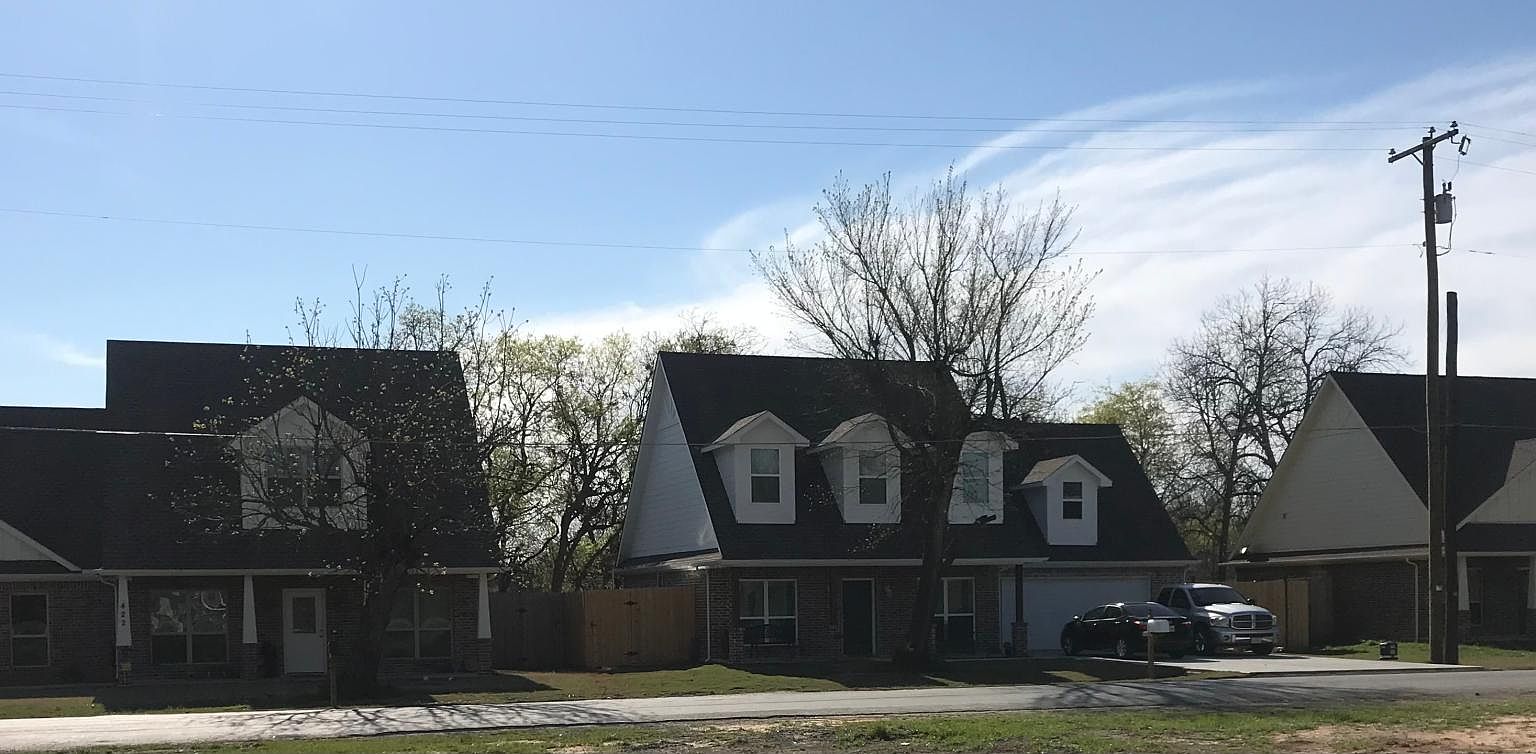 422 N Main Dr, Van Alstyne, TX 75495 Zillow