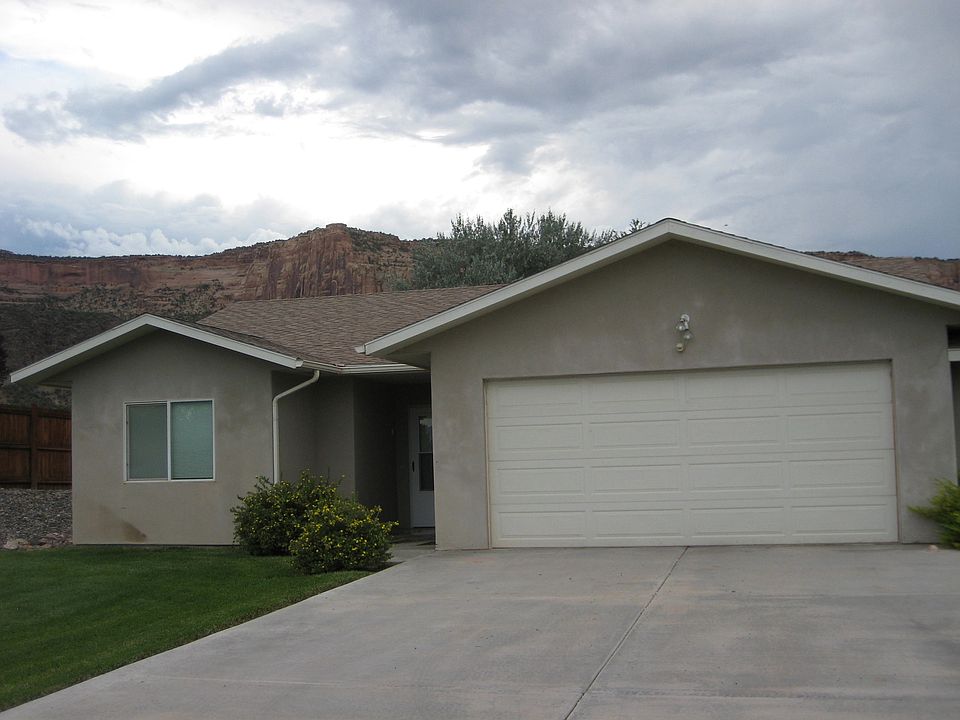 Quiet Redlands neighborhood