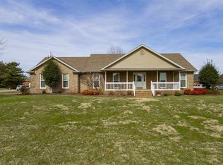 368 Farmer Ln, Bowling Green, KY 42104