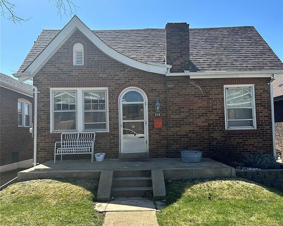 1st image of 838 Catskill Dr