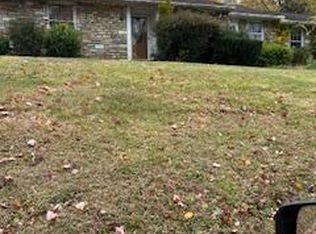 2523 Arrowhead Dr, Langhorne, PA 19053