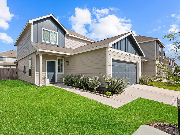 22126 Regal Heights Ln — Photo 3