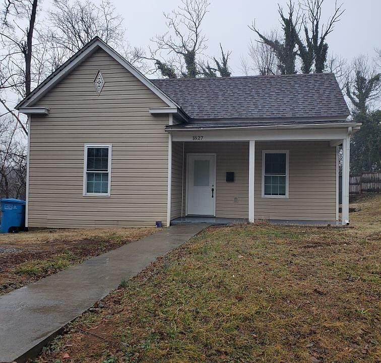 1st image of 1827 Roanoke Ave SW