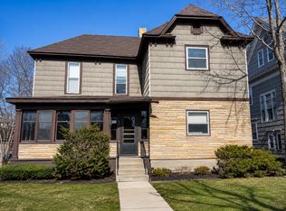 415 5th St SE #4, Minneapolis, MN 55414
