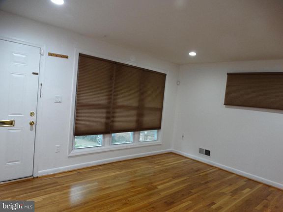 4th image of 7001 Furman Pkwy
