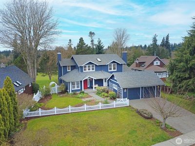 919 Cherry Avenue NE, Bainbridge Island, WA, 98110