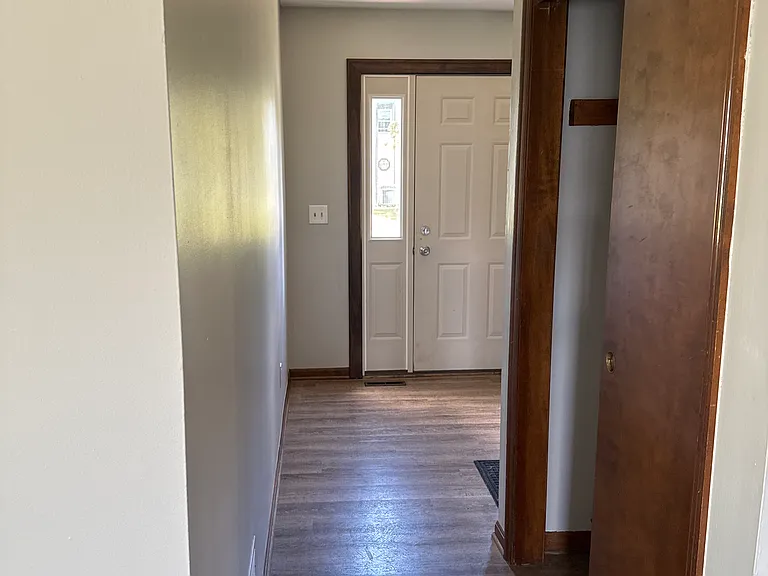 7563 Toweron Ln — Photo 6