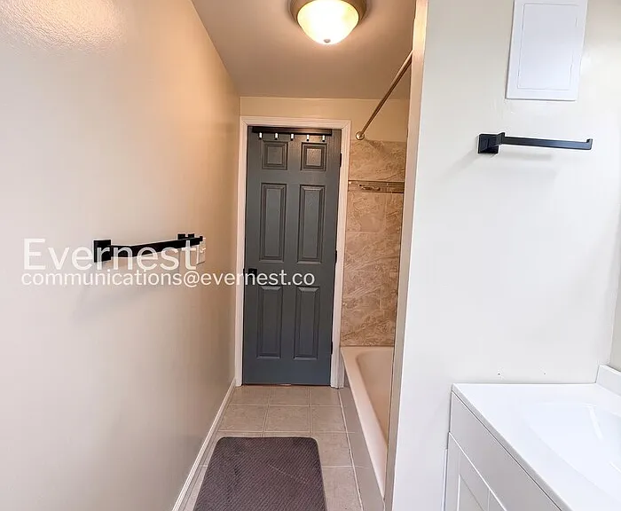 6405 Loch Crest Ct — Photo 17