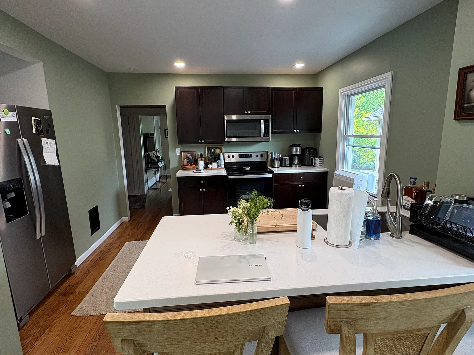 2 bed, 950 sqft, $1,500 — Photo 4