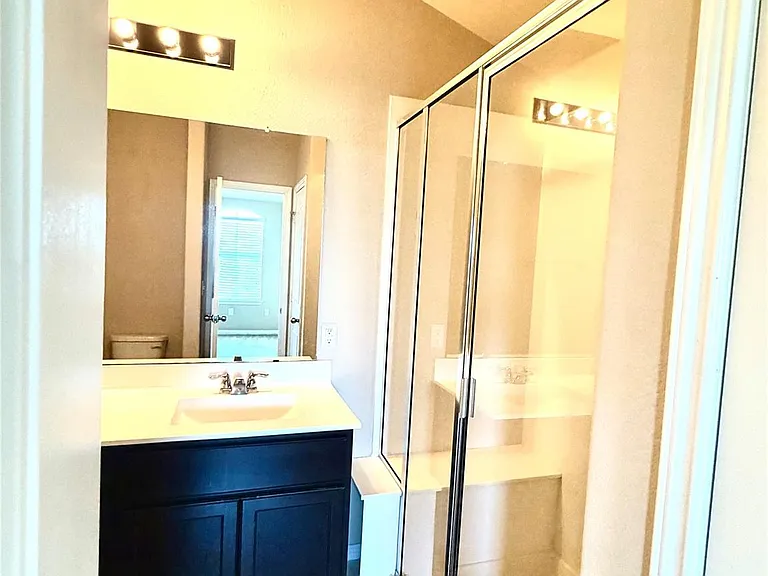 601 Katmai Cir — Photo 13