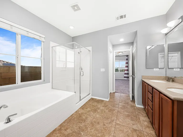 38572 Persian Way — Photo 6
