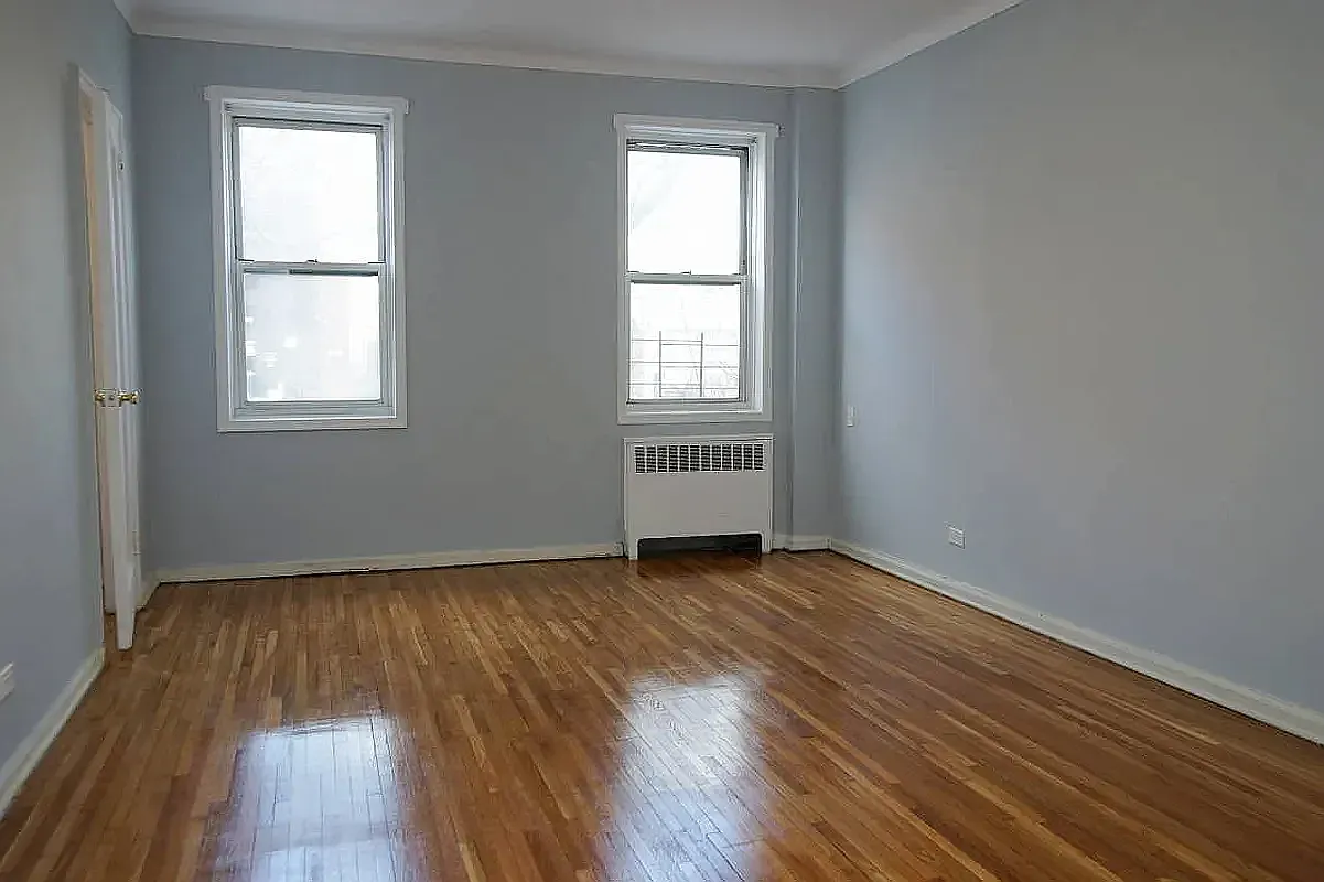 2566 Ocean Avenue — Photo 2