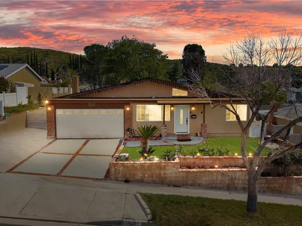 28140 Tambora Dr, Santa Clarita, CA 91351