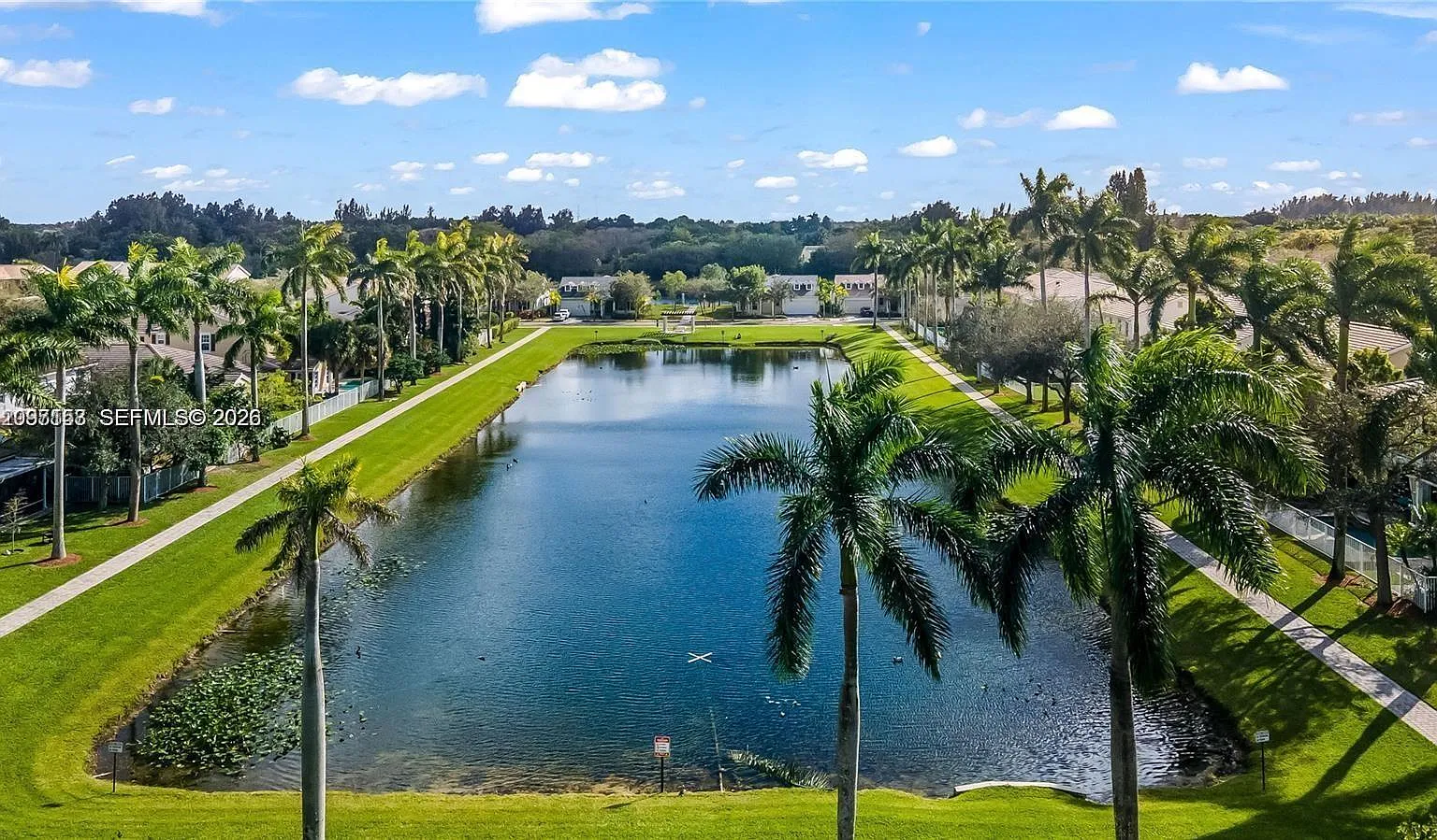 Lakeside Village Of Davie — Photo 2