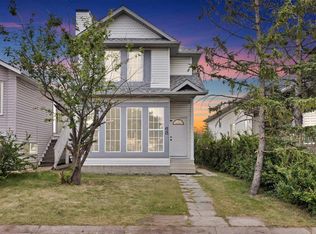 68 W Laguna Close NE, Calgary, AB T1Y7B1