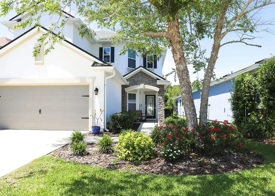 454 Howland Dr