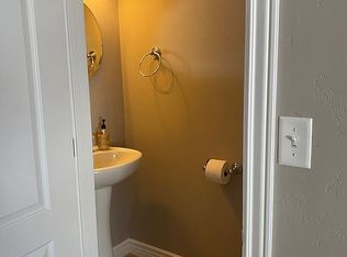 2634 E Murray Holladay Rd, Holladay, UT 84117