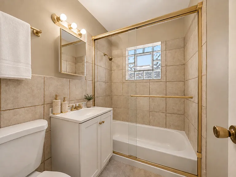 16048 Halsted St #2 — Photo 17