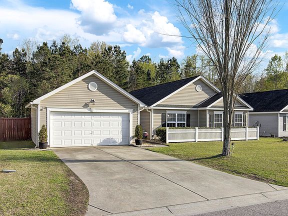2nd image of 609 Savannah River Dr