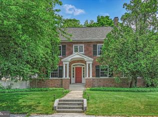 725 Park Hill Dr, Manheim, PA 17545