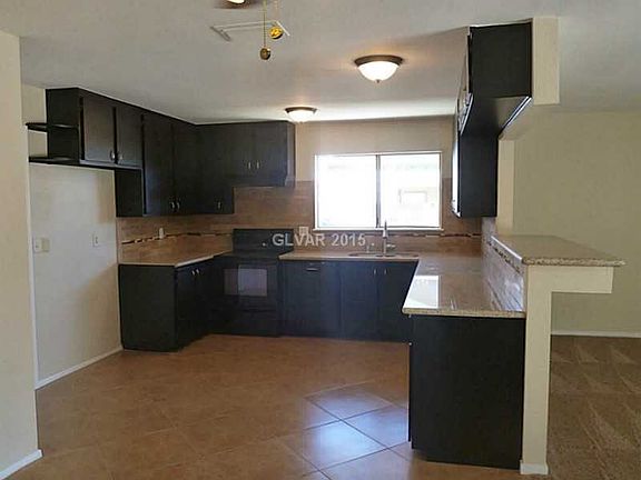 4th image of 3959 Ivyhill Ave