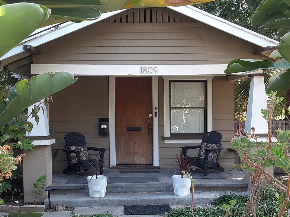 1st image of 1809 San Andres St