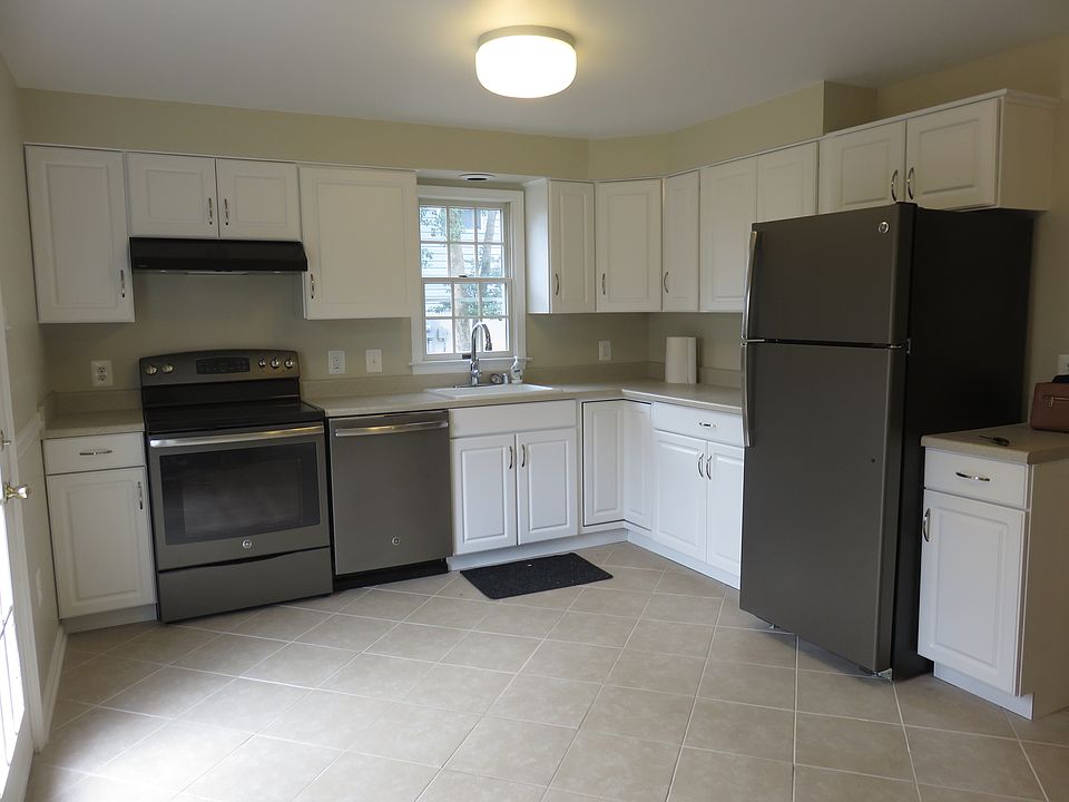 Kitchen--All new appliances