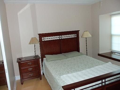 4th image of 5125 Blodgett Ave APT 509