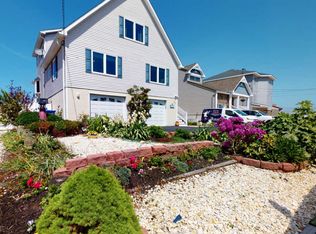 332 Maria Dr, Toms River, NJ 08753