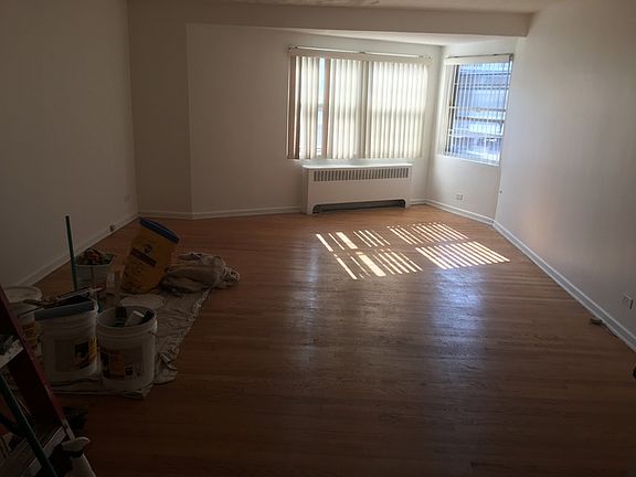 4th image of 6700 S Paxton Ave APT 204