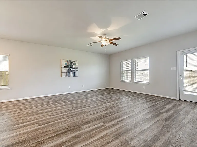 1218 Glendora Dr — Photo 19