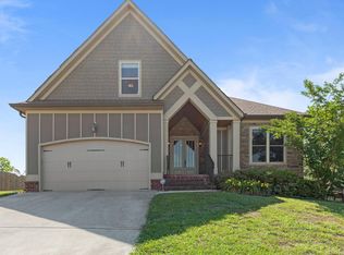 6330 Stoney River Dr, Harrison, TN 37341