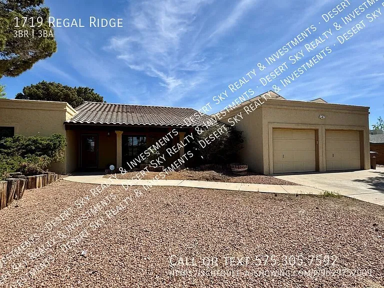 1719 Regal Rdg — Photo 1