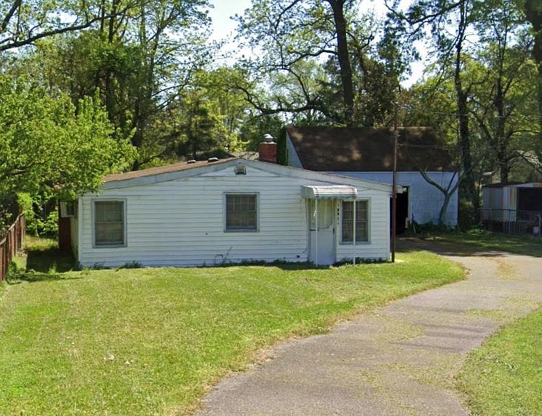 1st image of 122 Francis St