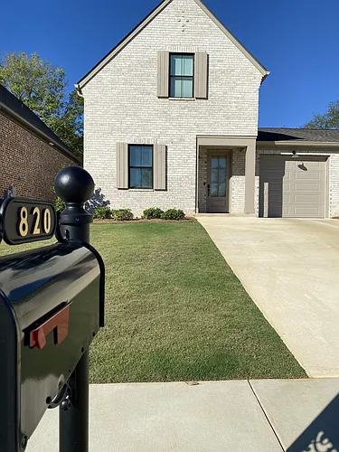 820 Stonebrook Ln Photo 1