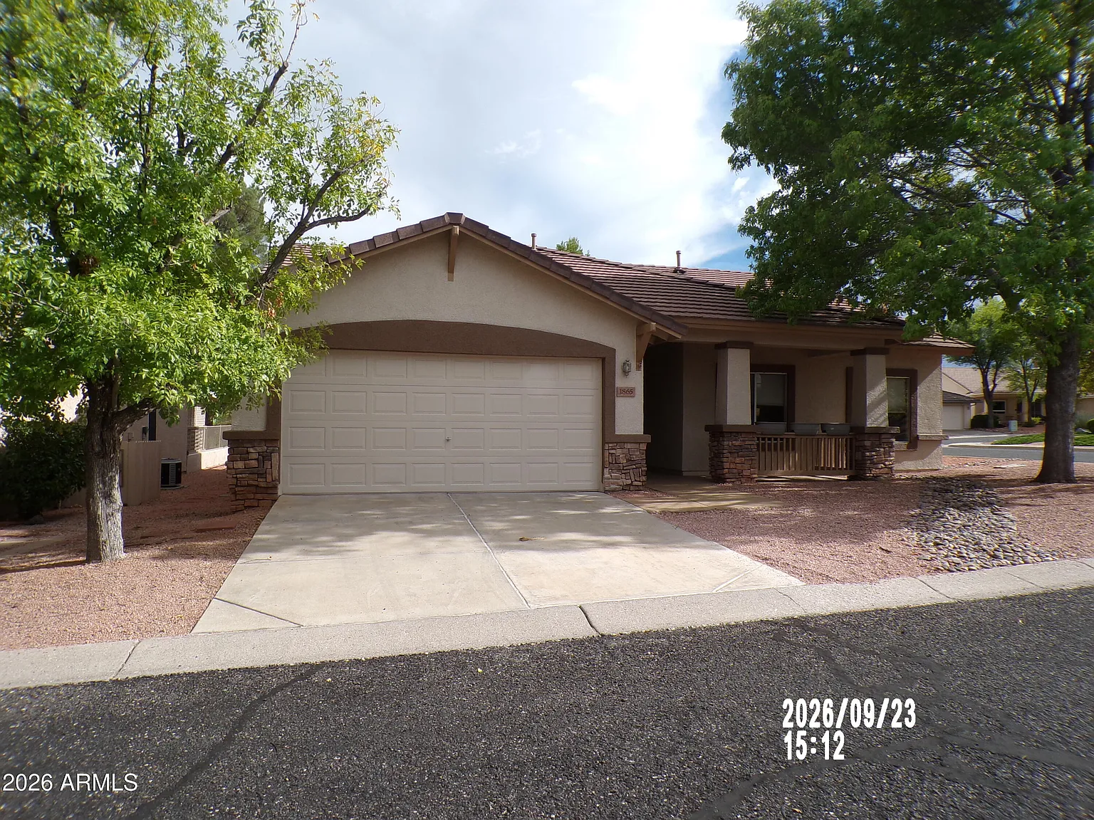 3 bed, 2.0 bath, 1554 sqft, $1,995 — Photo 1