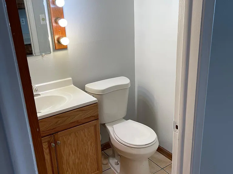 6763 Garling Dr — Photo 9