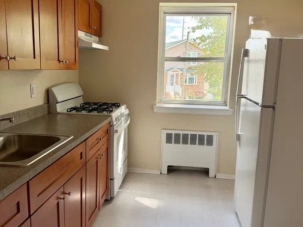 403 Park Ave, Rutherford, NJ