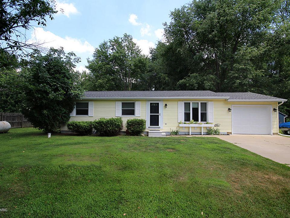 1st image of 219 Carol Ave