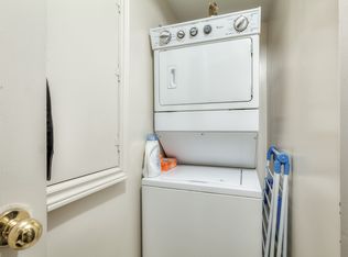 25 Philpott Gdns, Toronto, ON M4E0A8