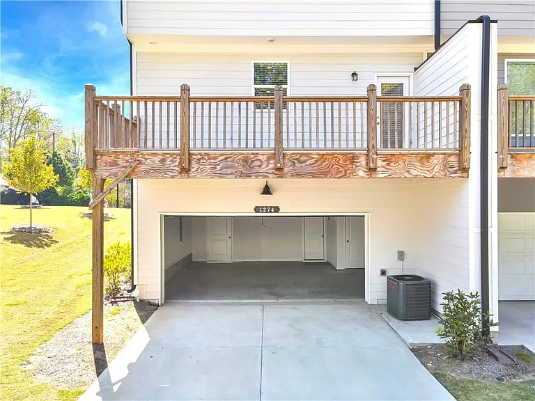 1274 Ainsworth Aly — Photo 29