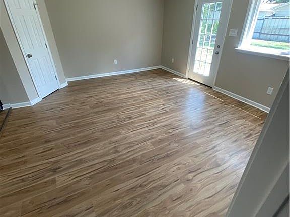 4th image of 3 Woodberry Ln