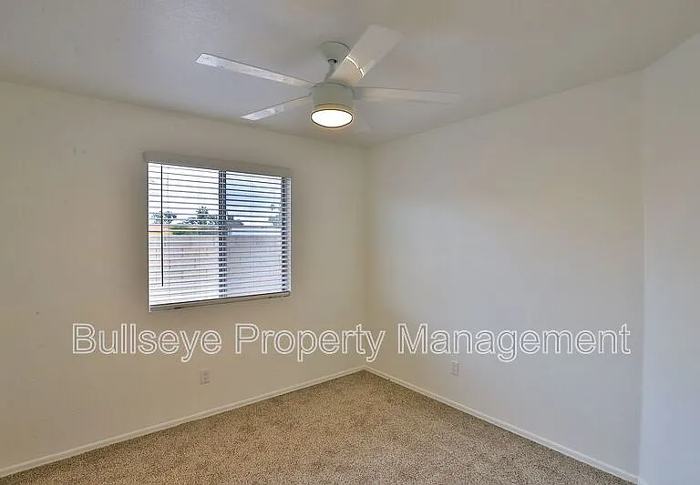 1697 N La Fresa Dr — Photo 12